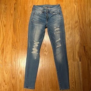 Skinny jeans from American Eagle light wash